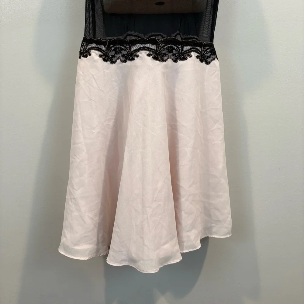 Vintage 90s Victoria’s Secret Sheer Lace Ballerina Style Nightgown Size Small